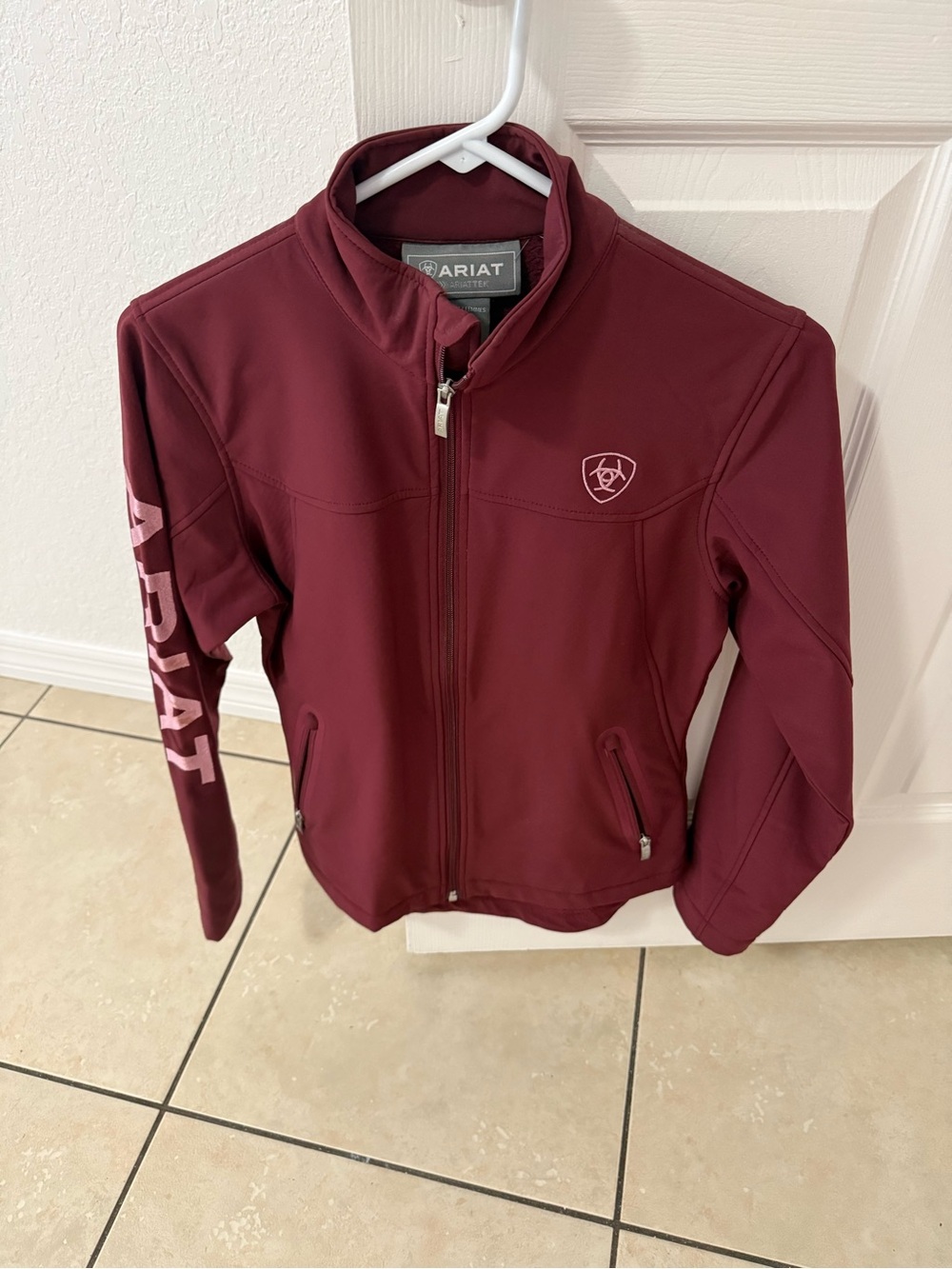 Ariat Girls' Burgundy Full-Zip Softshell Jacket